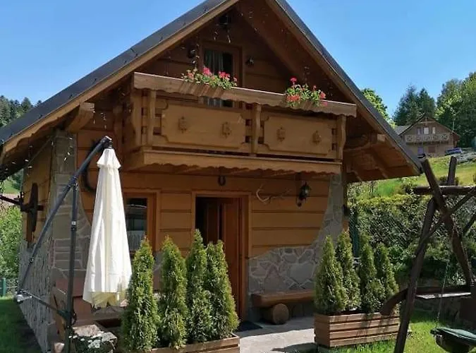 Na Cichej בית נופש שצ'צ'ירק