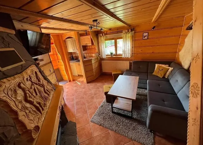 Na Cichej בית נופש שצ'צ'ירק